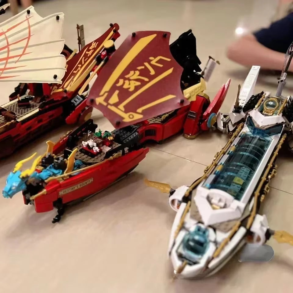 1739Pcs Destiny Gift Golden Ship Model Building Block Ninjagoing Toy Submarine Command Center Brick Toy Birthday Gift