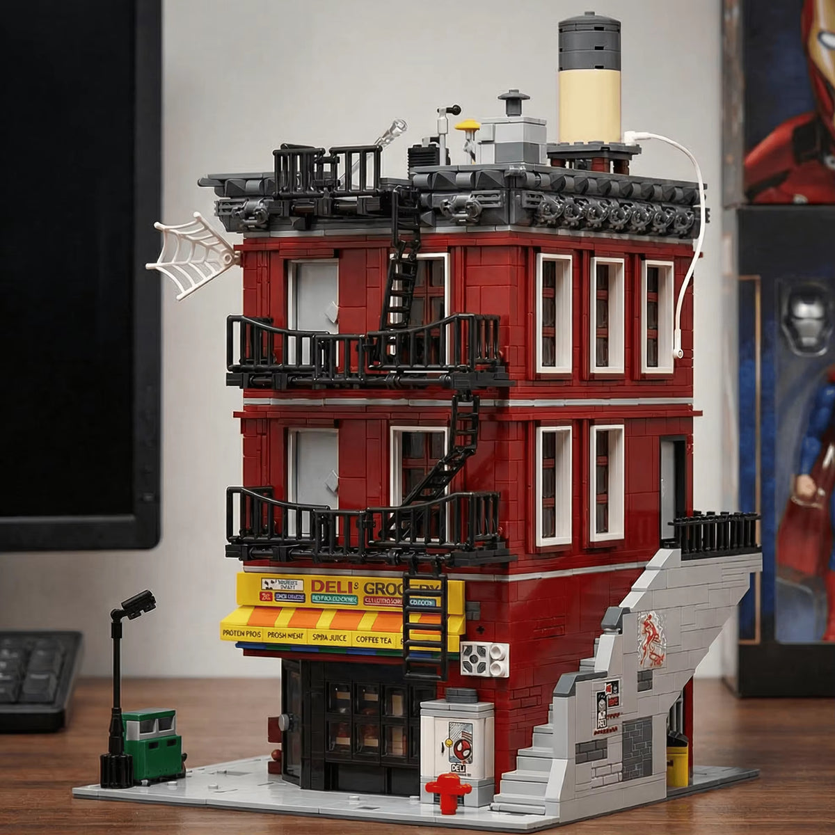 Spider Deli Apartment Building Blocks with 11 Figures Films Classic City Modular Assembly Model Kit Creative Toys Gifts 3559PCS